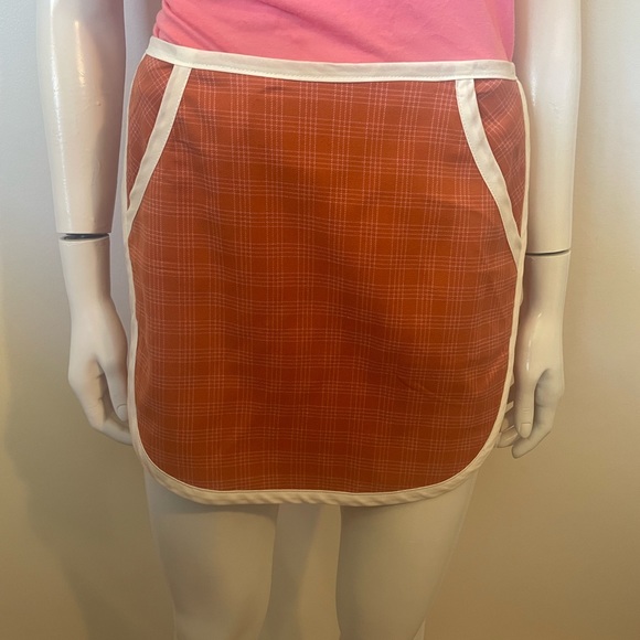 BNWT UO skirt with pockets - Picture 9 of 10